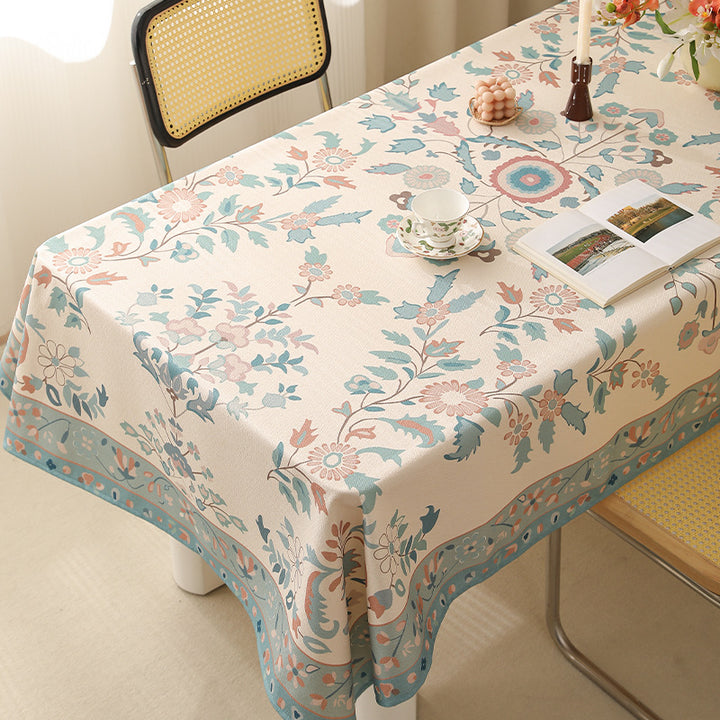 Rectangular easy-care tablecloth in floral jacquard with decorative border