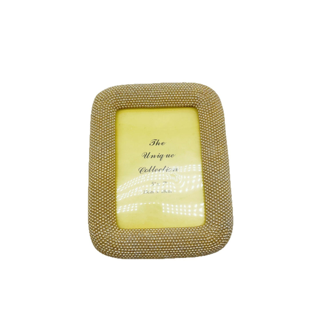Elegant decorative picture frame with artistic design