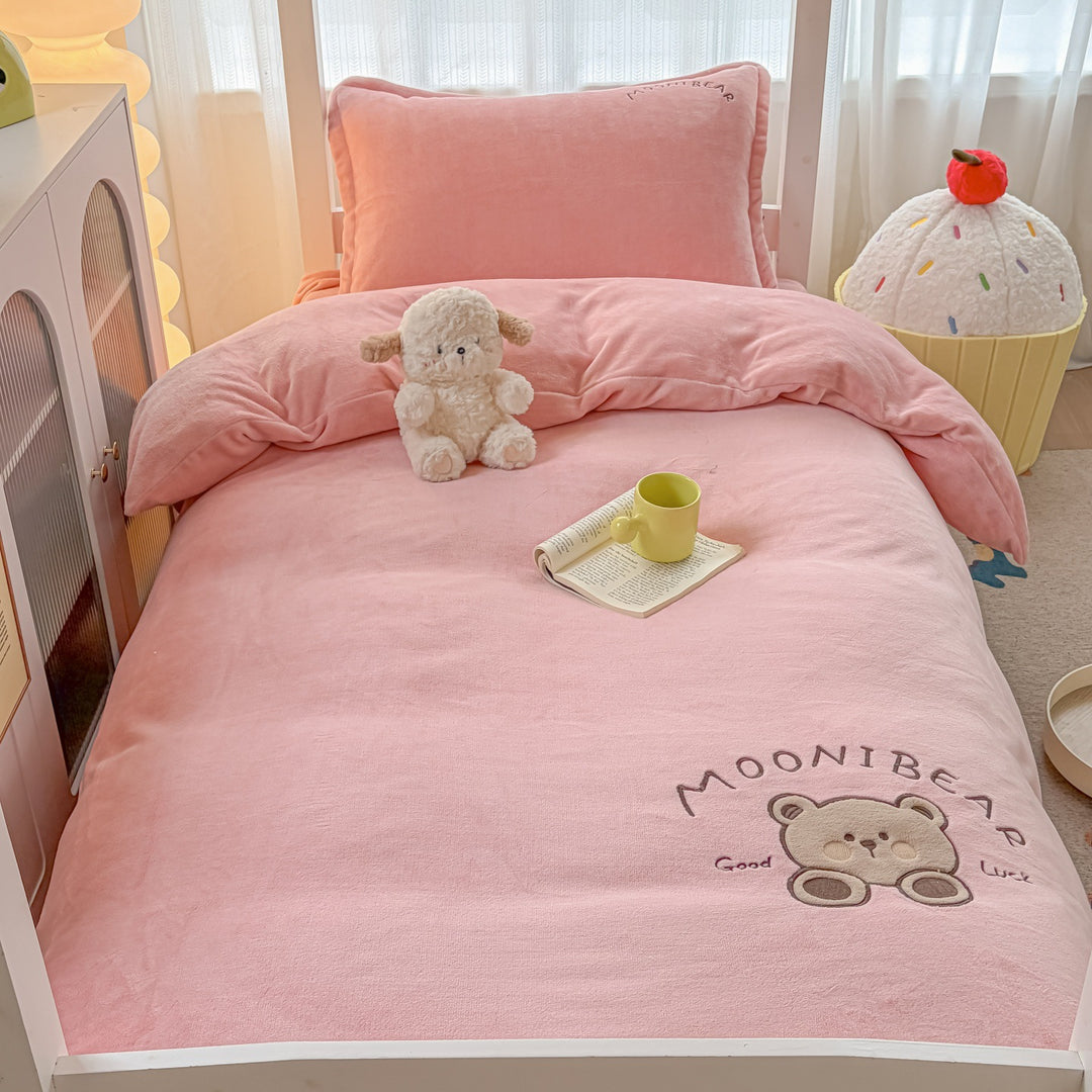Plush Cartoon Bear Bedding Set