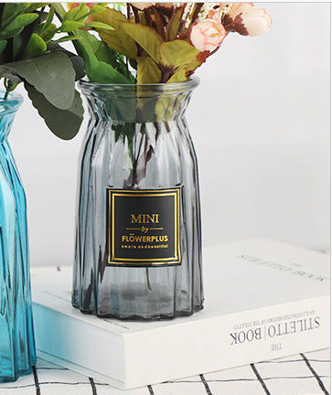 Geometric Patterned Glass Flower Vase