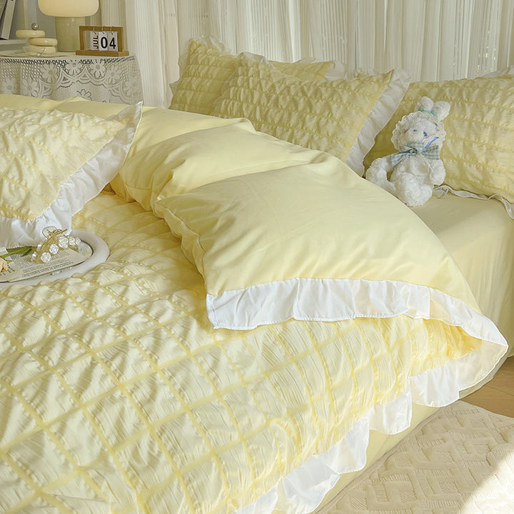 Textured Ruffle Bedding Set