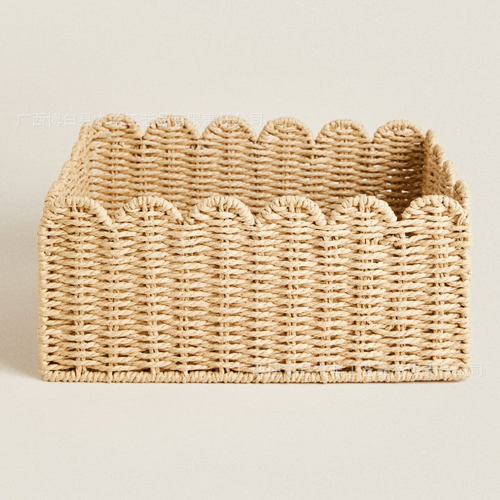 Basket with wave edge