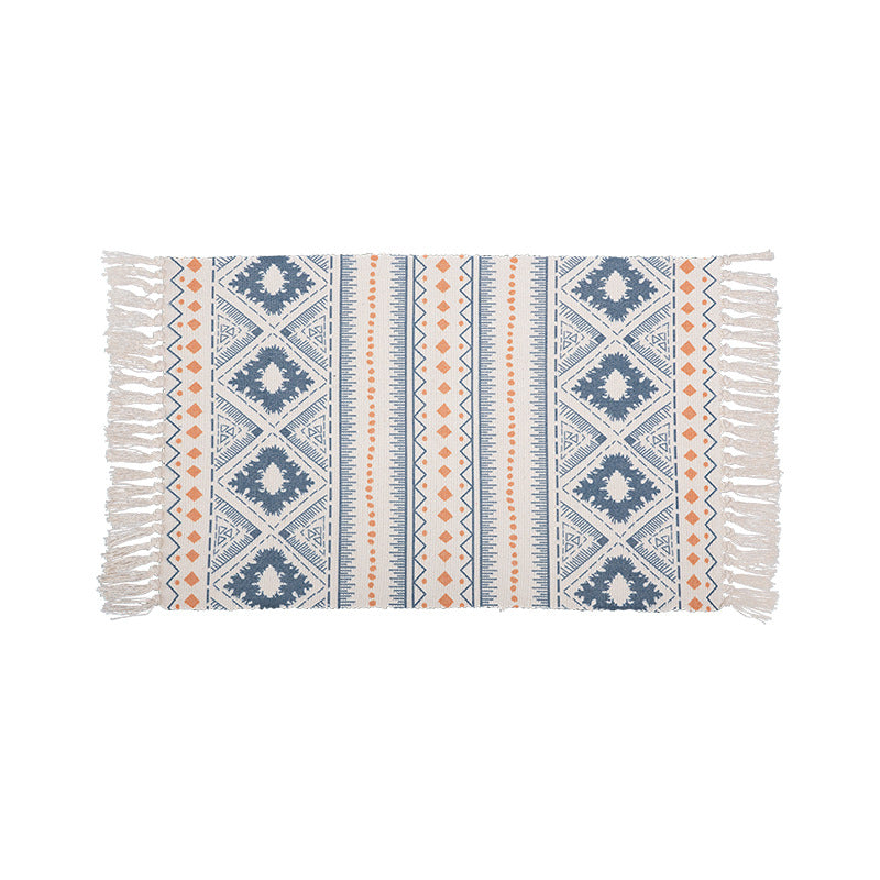 Decorative runner for dining table and console in Boho-Mandala design with fringes