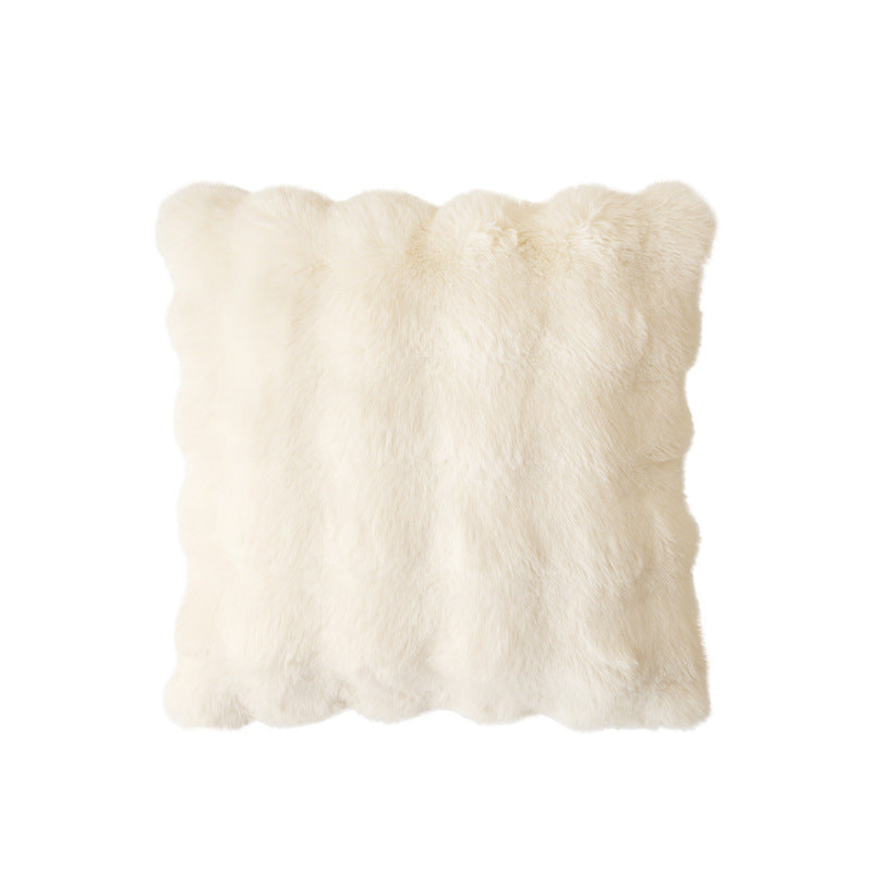Square decorative cushion made of soft faux fur with inner cushion
