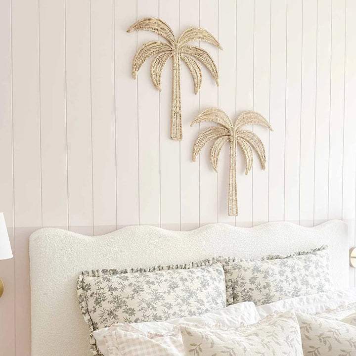 Wall decoration in palm design