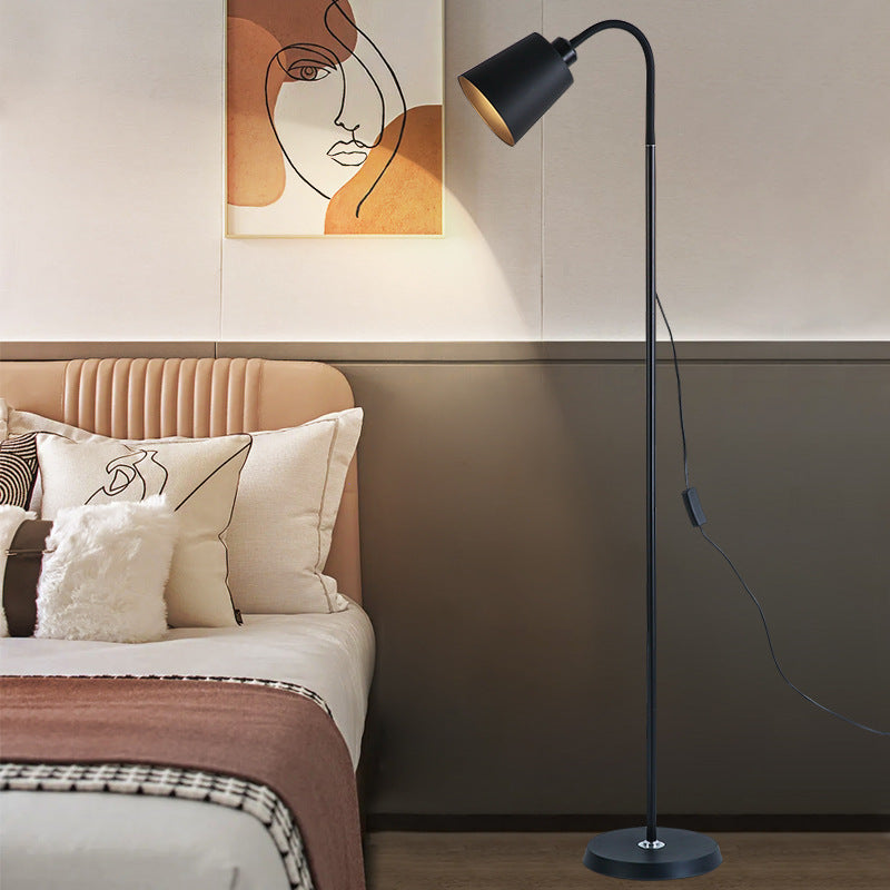 Decorative floor lamp