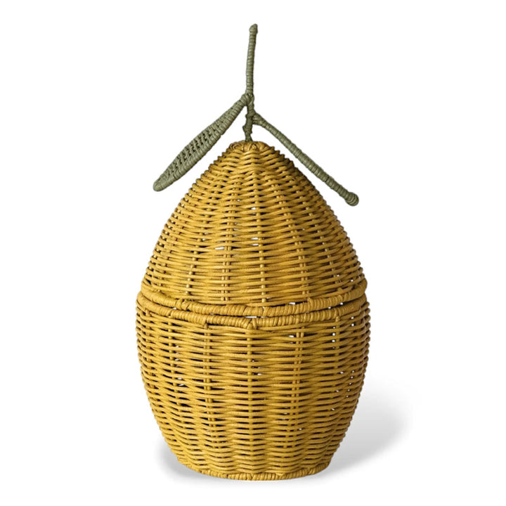 Decorative basket in the shape of a fruit