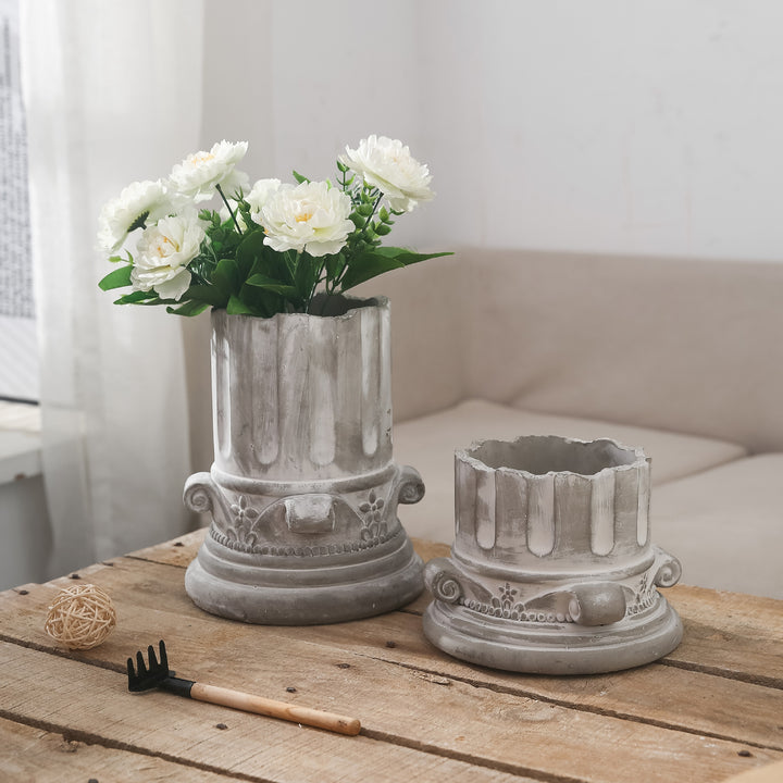 Stylish plant pot