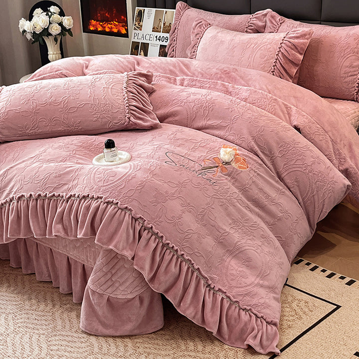 Luxurious Embroidered Bedding Set