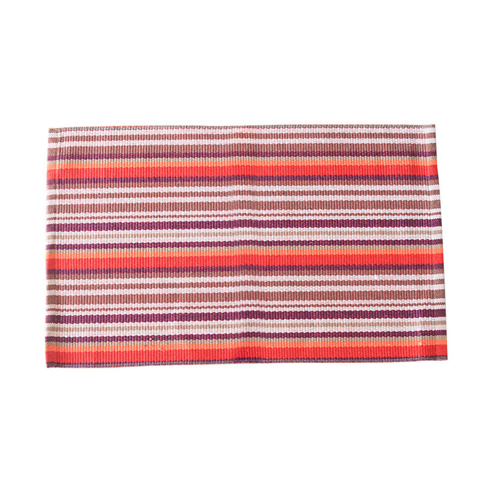 Woven placemat made of cotton in buffalo check with fine structured surface