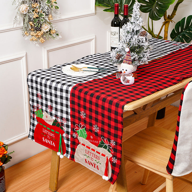 Festive Table Runner