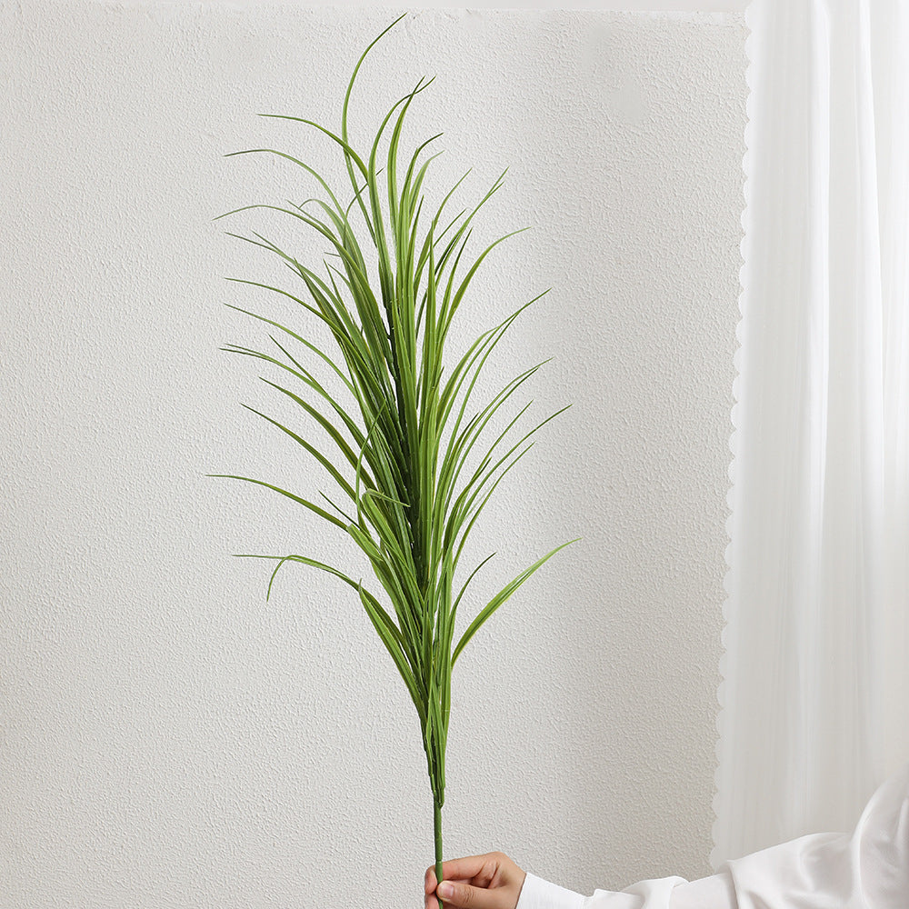 Decorative artificial branch with filigree, curved twigs
