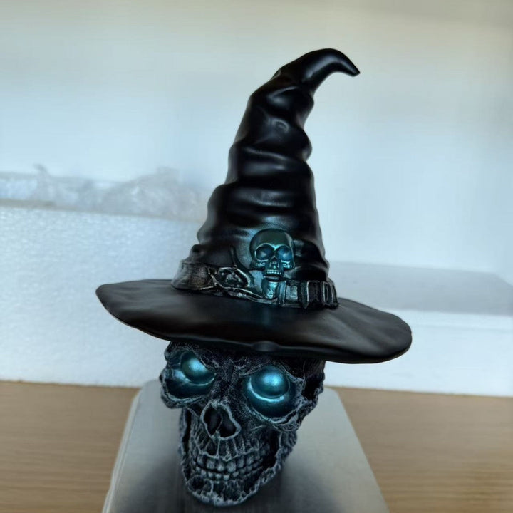 Decorative skull with witch hat