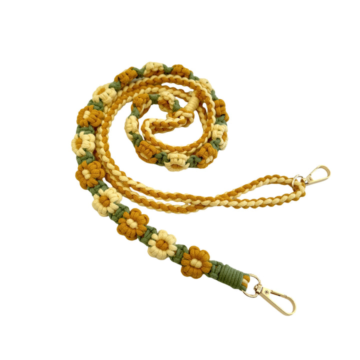 Macrame Pet Leash with Floral Detailing