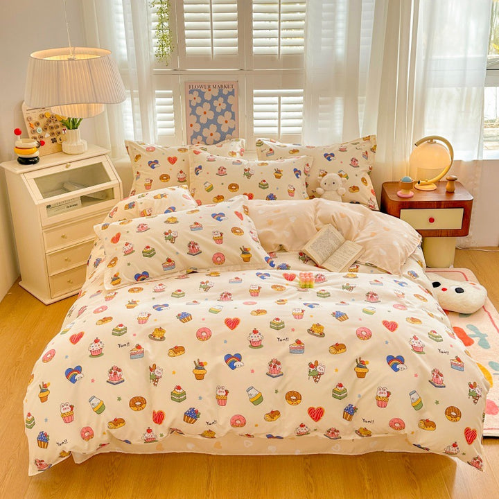 Playful Cartoon Bear Bedding Set