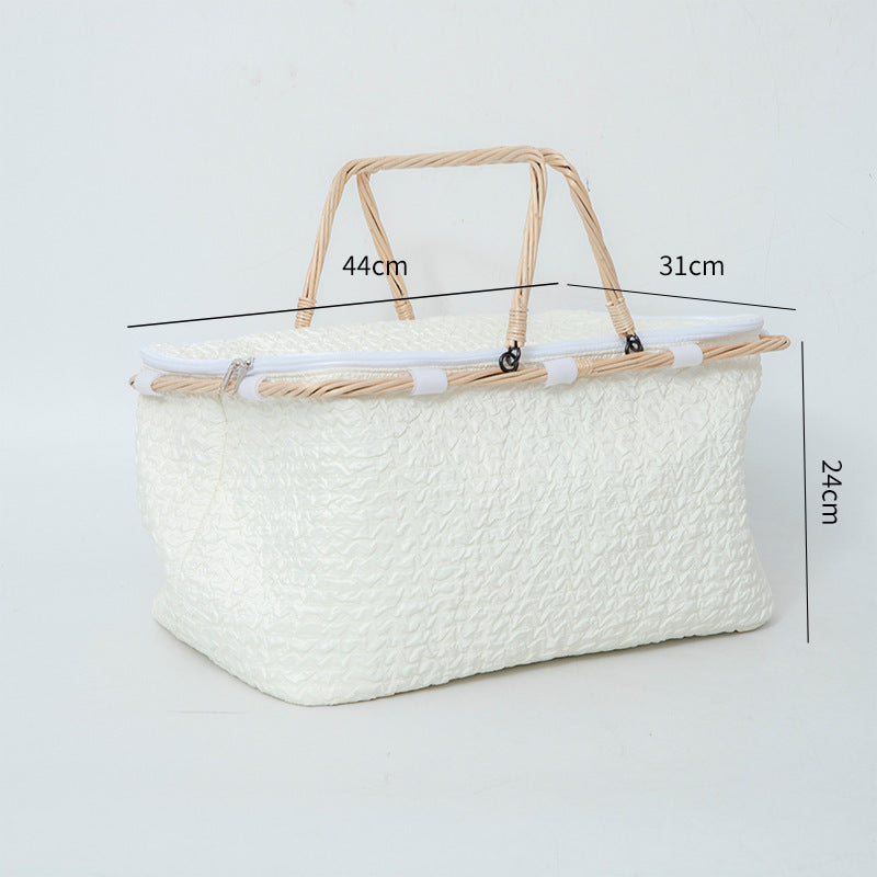 Practical basket with zipper and sturdy design