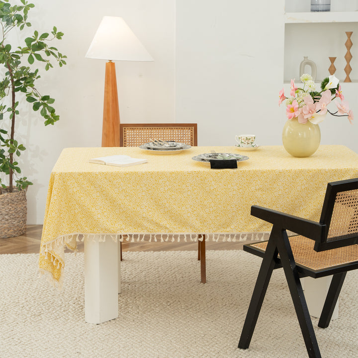 Rectangular tablecloth with floral Millefleurs print and cotton tassels