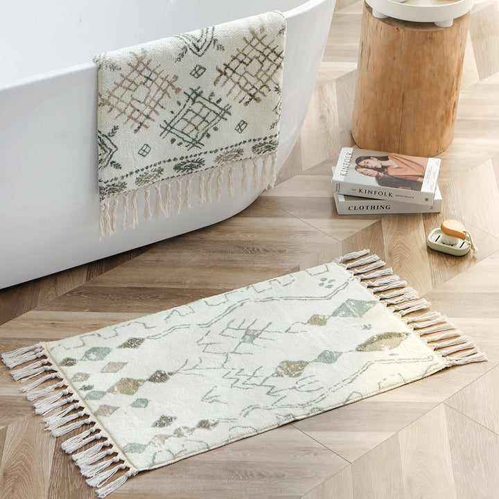 Boho cotton bath mat with fringes and geometric diamond pattern