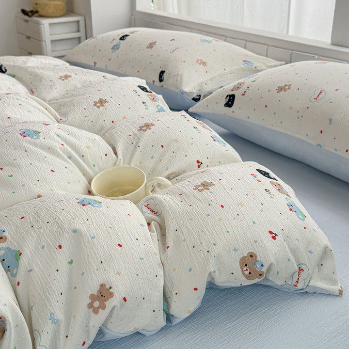 Playful Cartoon-Themed Quilt Set1792692868