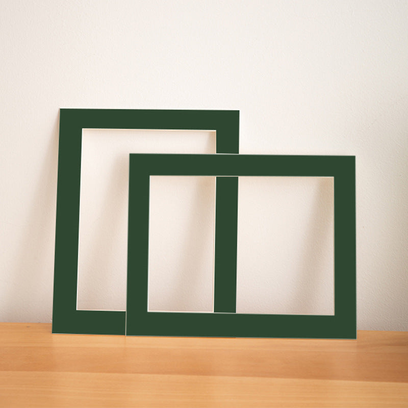 Minimalist Multi-Frame Display