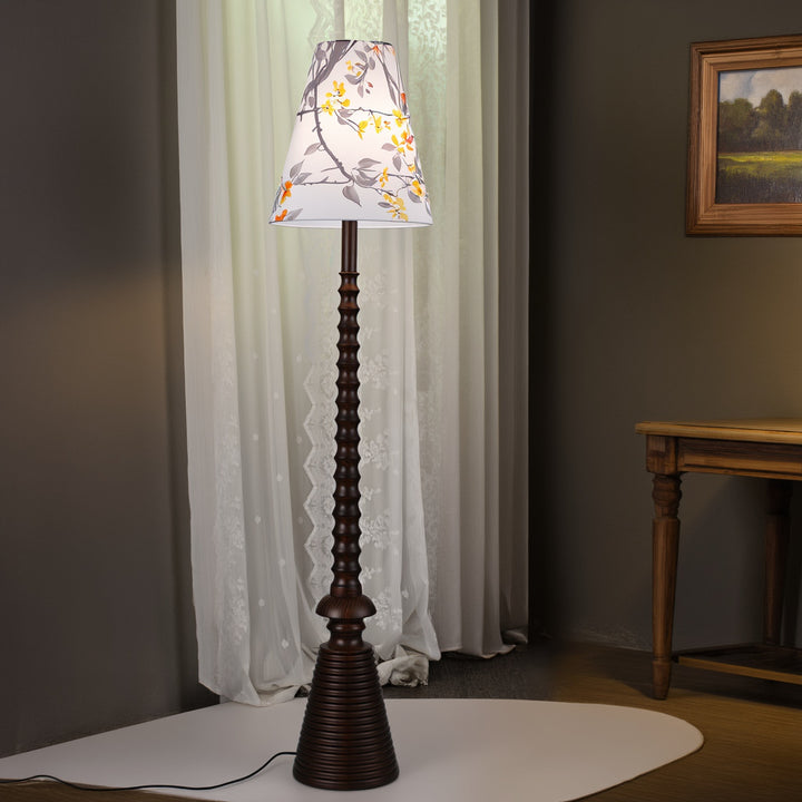 Flower pattern floor lamp