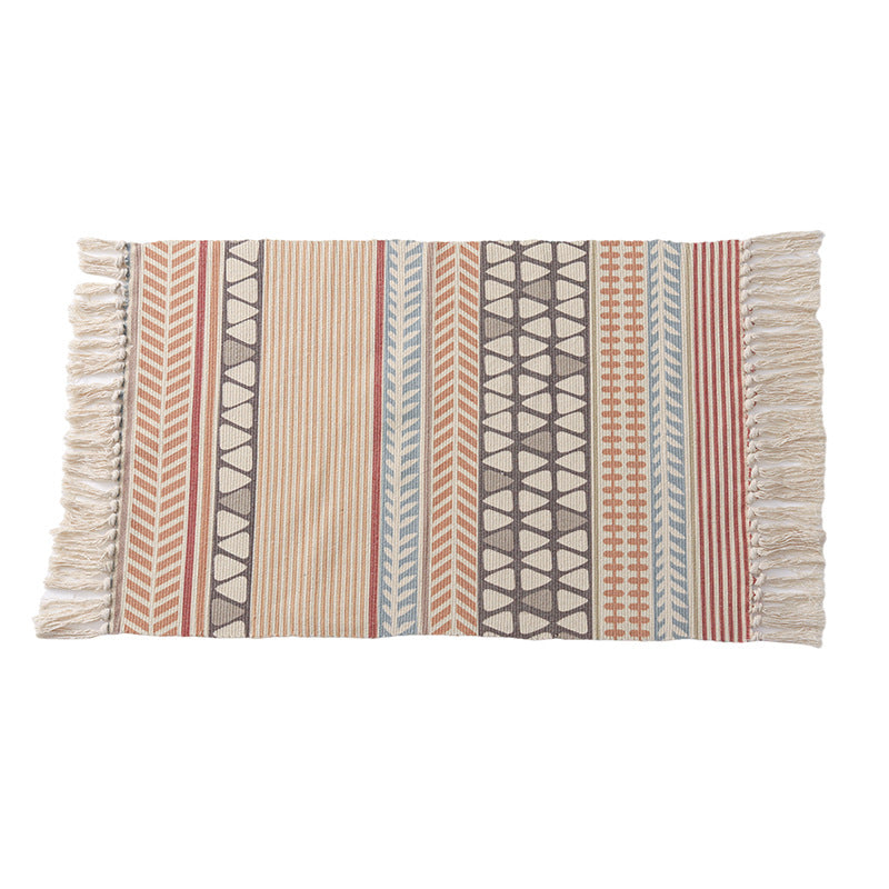 Decorative runner for dining table and console in Boho-Mandala design with fringes