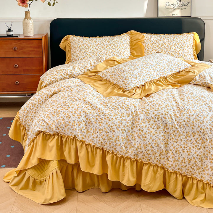 Floral Ruffled Bedding Set
