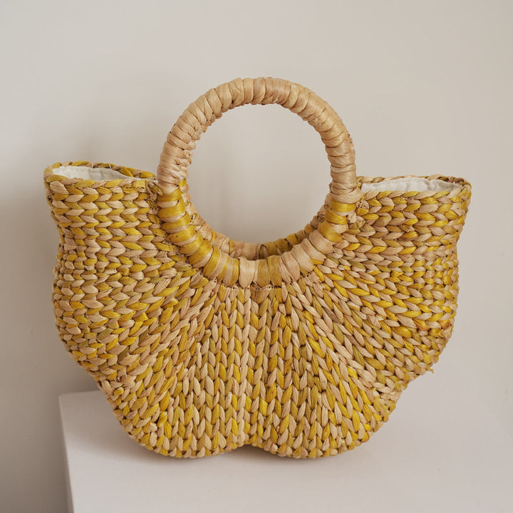 Handmade beach bag made of braided seagrass