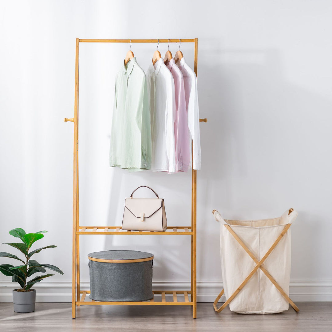 Storage basket with sturdy bamboo lid