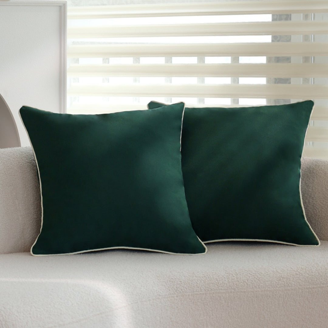 Square velvet cushion cover with fine piping and soft microvelours finish