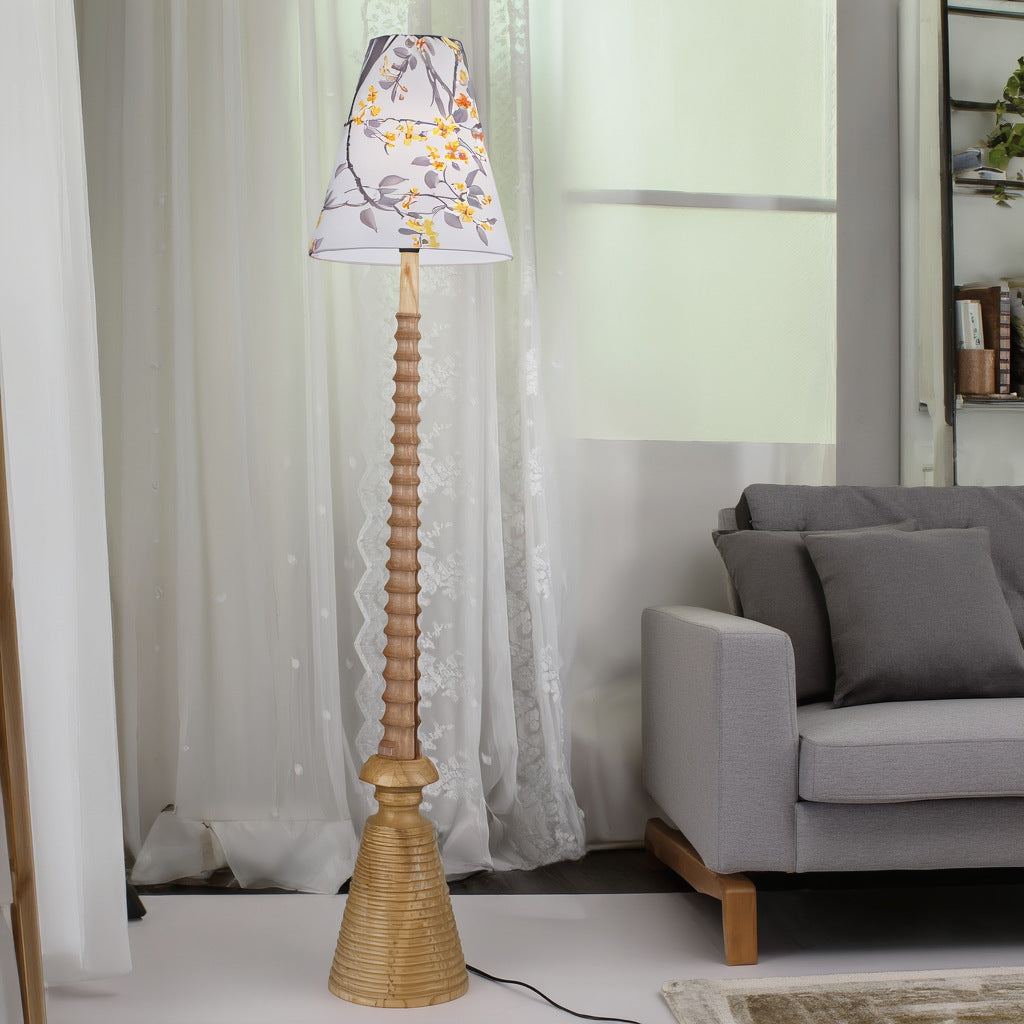 Flower pattern floor lamp