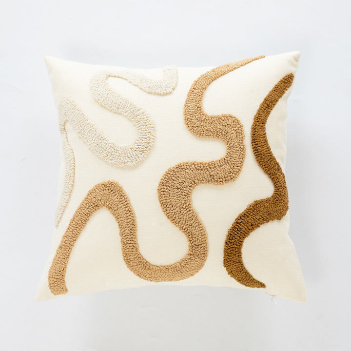 Geometric Patterned Throw Cushion
