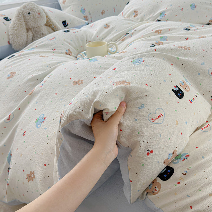 Playful Cartoon-Themed Quilt Set1792692868