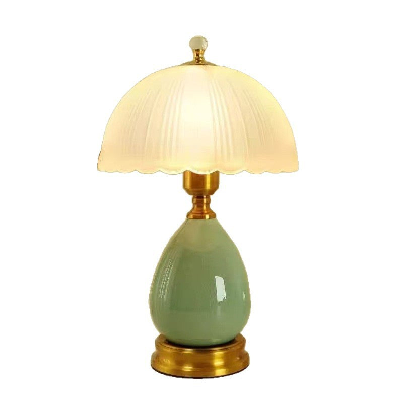 Decorative table lamp