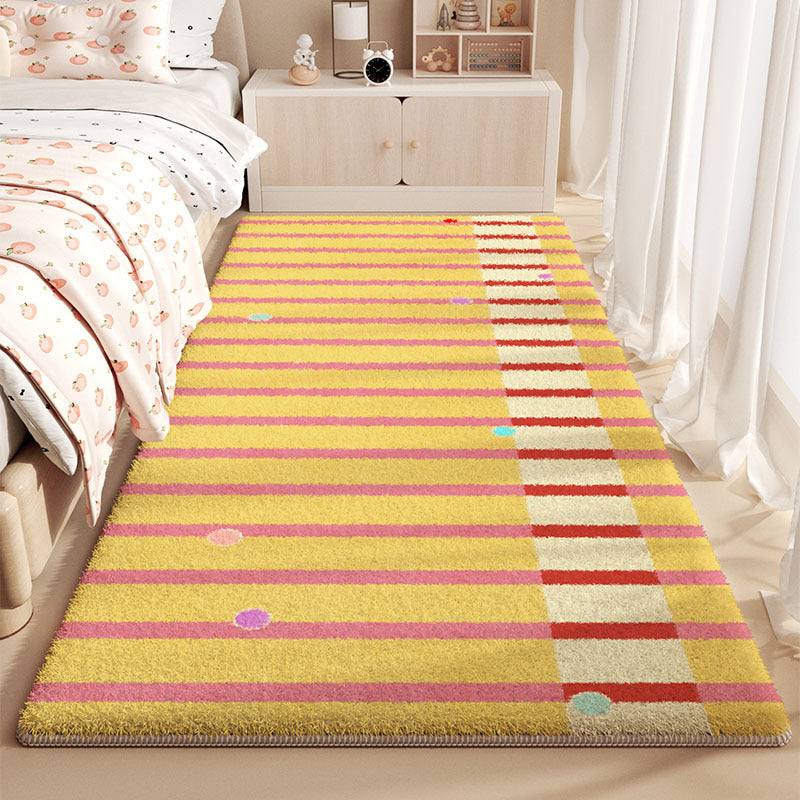 Cozy Gingham-Pattern Area Rug for Home Decor