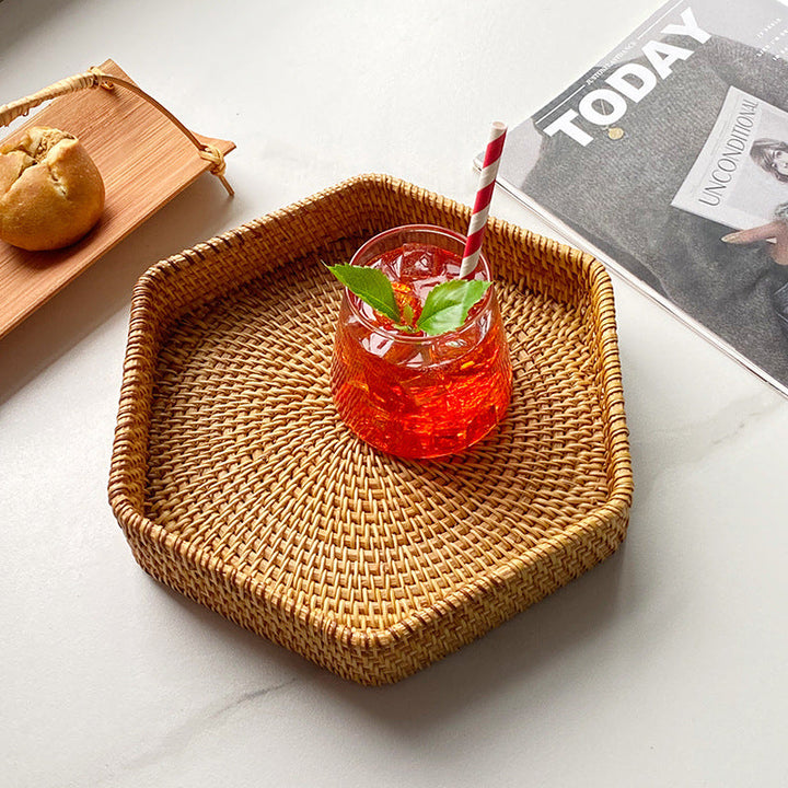 Decorative honeycomb pattern basket