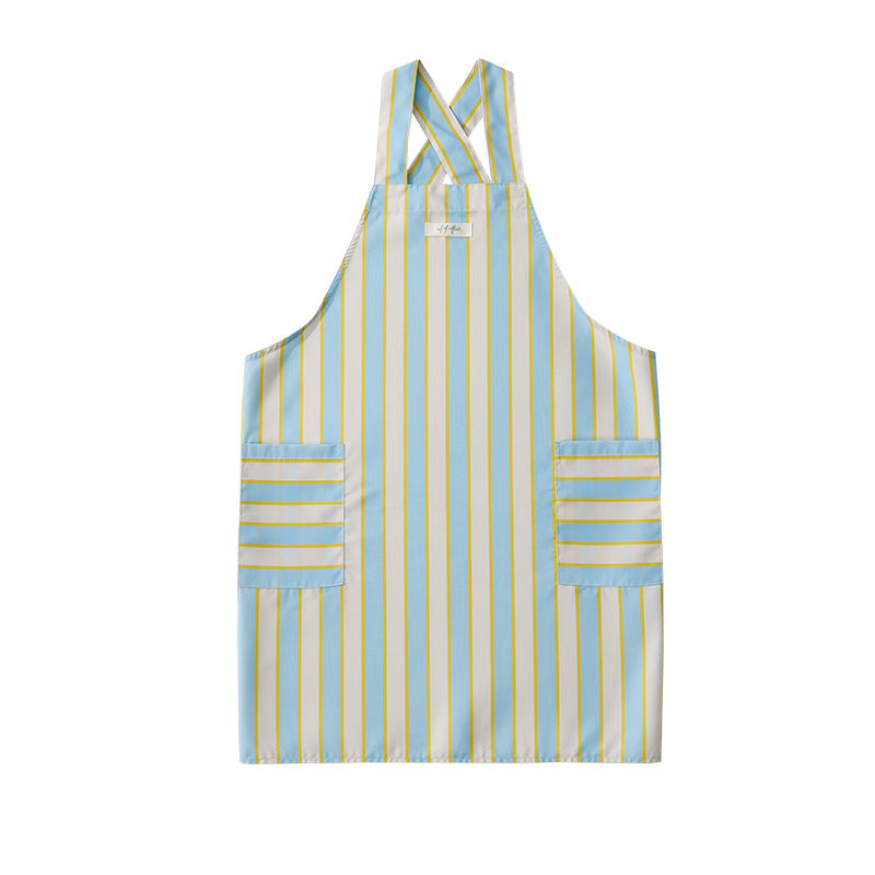 Adjustable kitchen apron with cross straps and patch pockets