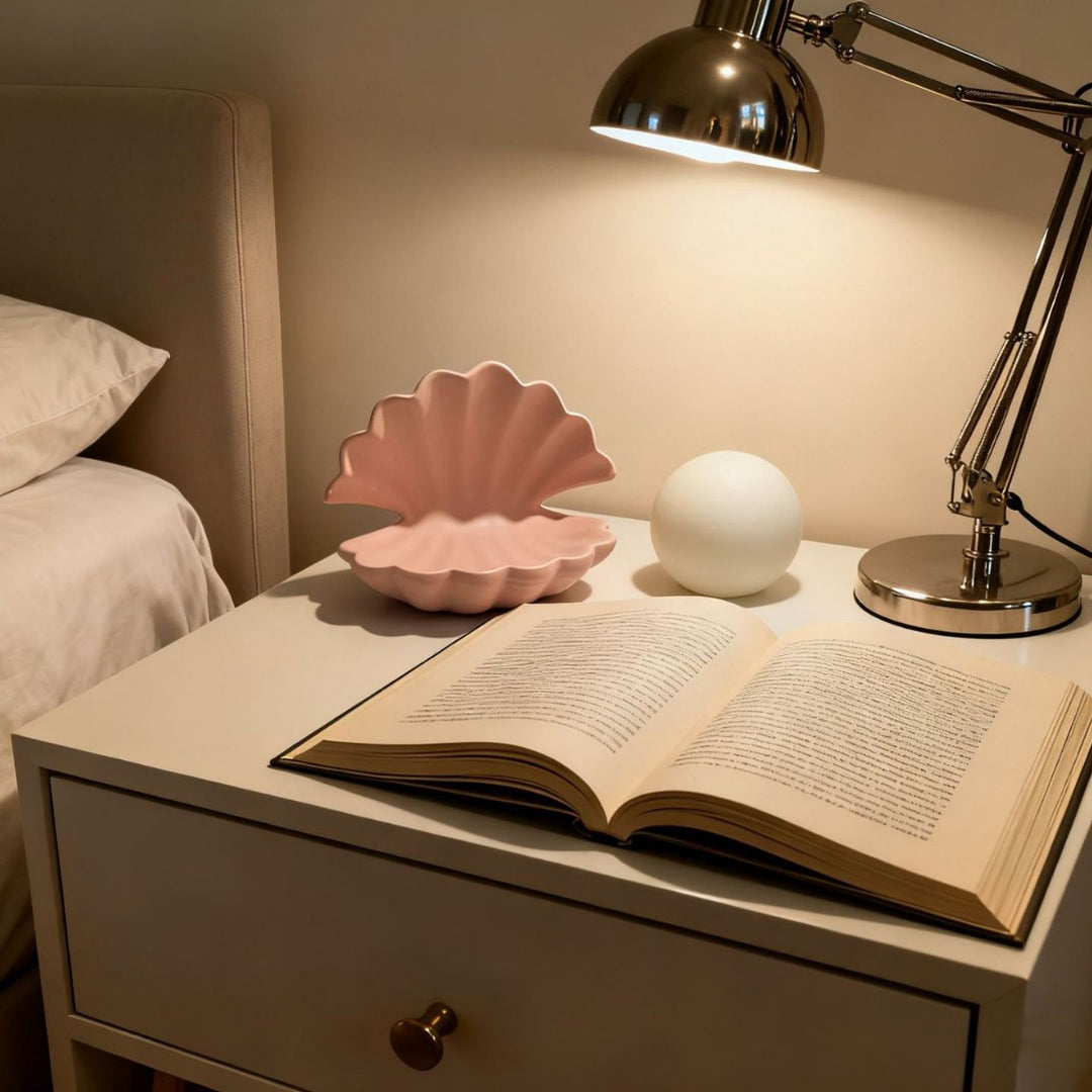 Elegant Shell-Shaped Dish