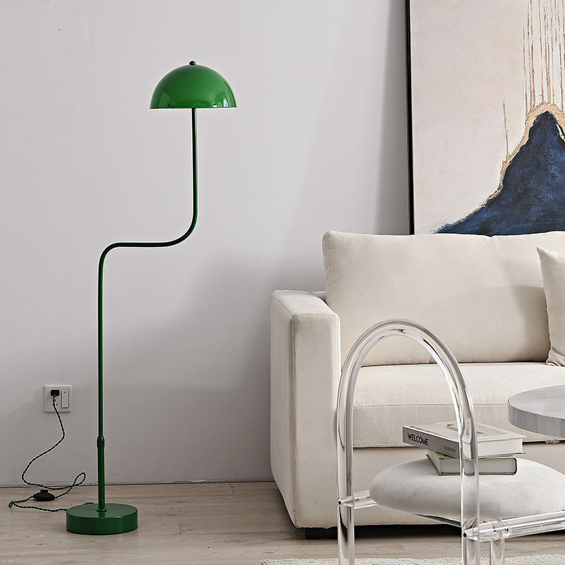 Curvy modern floor lamp