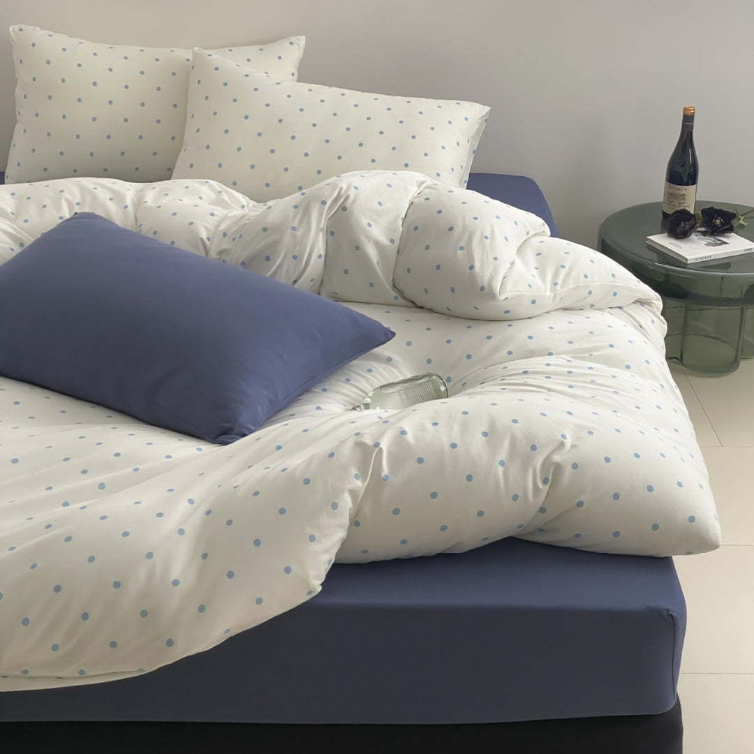 Decorative Polka Dot Comforter Set Avarnia