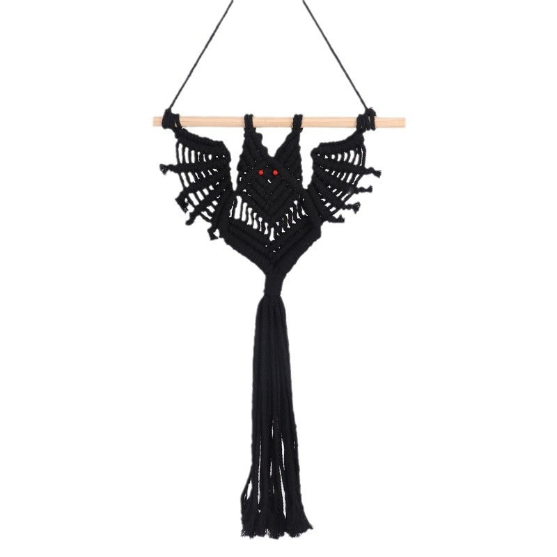 Macrame plant hanger with decorative design
