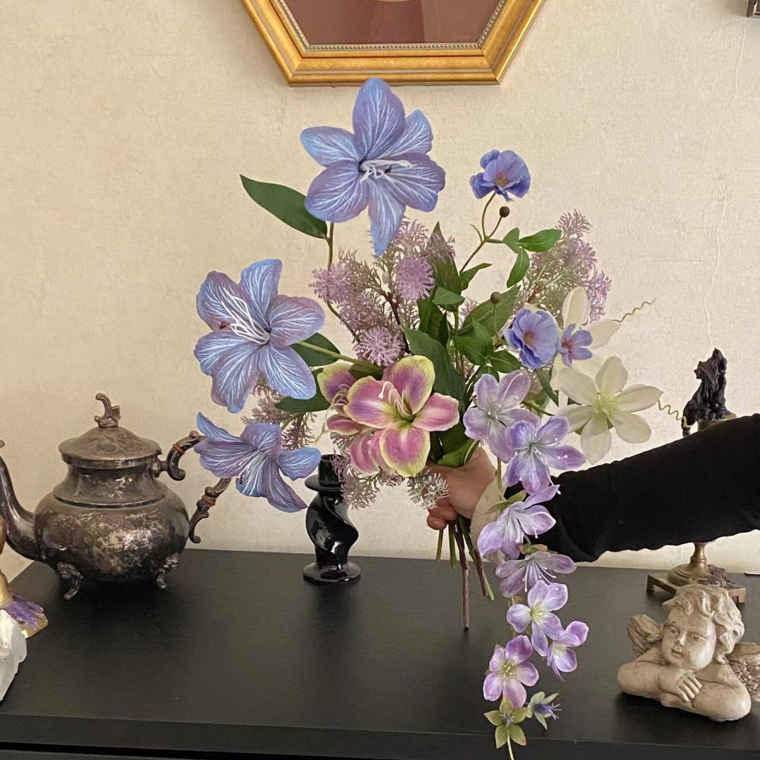 Artificial flower bouquet with fine, realistic blooms