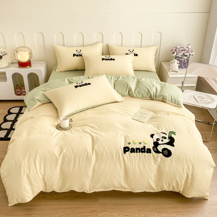 Playful Panda-Themed Duvet Cover Set