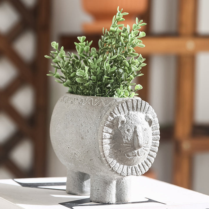 Decorative flower pot