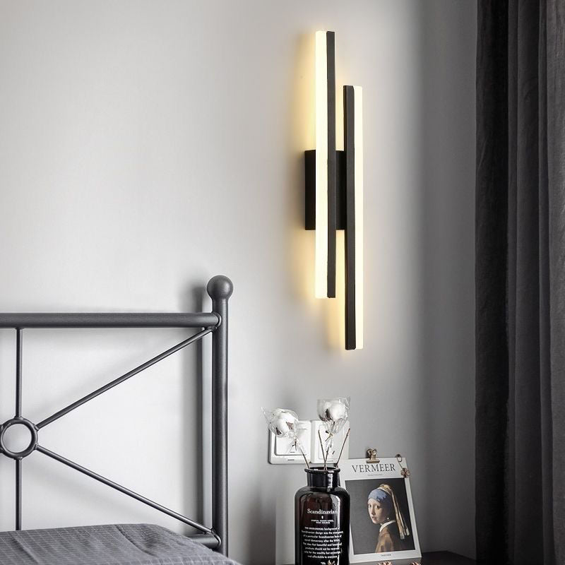 Modern geometric wall lamp