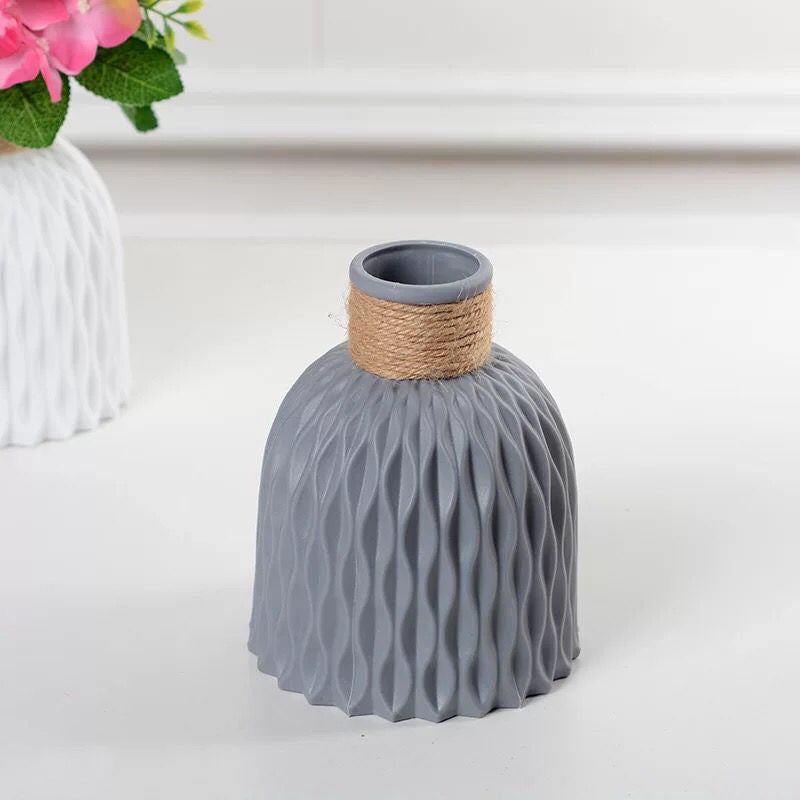 Decorative flower vase