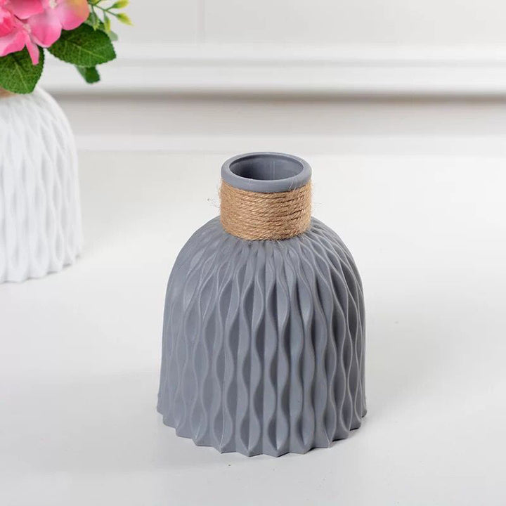 Decorative flower vase