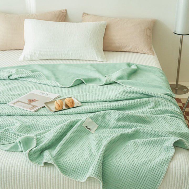 Soft Waffle-Weave Throw Blanket Avarnia
