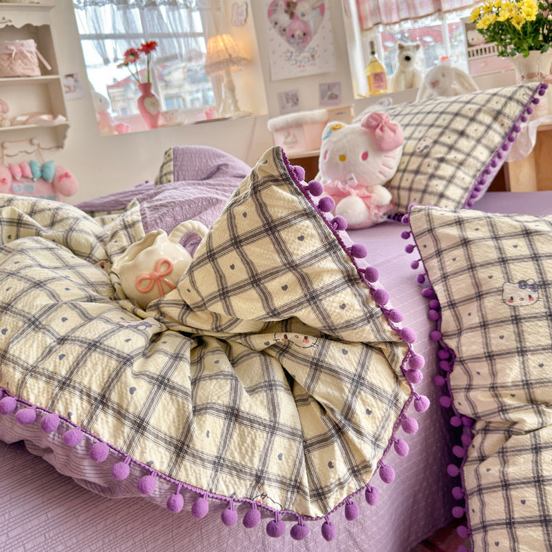Heart Patterned Decorative Pillow and Duvet Cover Set