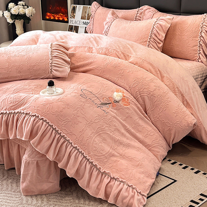 Luxurious Embroidered Bedding Set